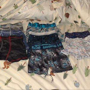 Lot of 8 boys Boxer Briefs 6/7 read Gap Kids gamer shark camo